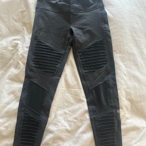 Grey Motto Leggings - Alo - Small